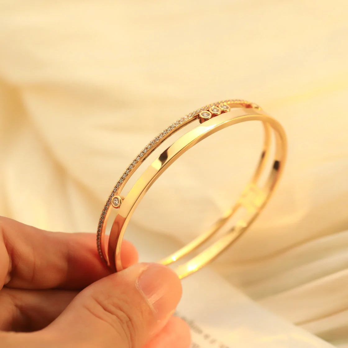 [Elite]Move Romane Diamond Bangle Bracelet