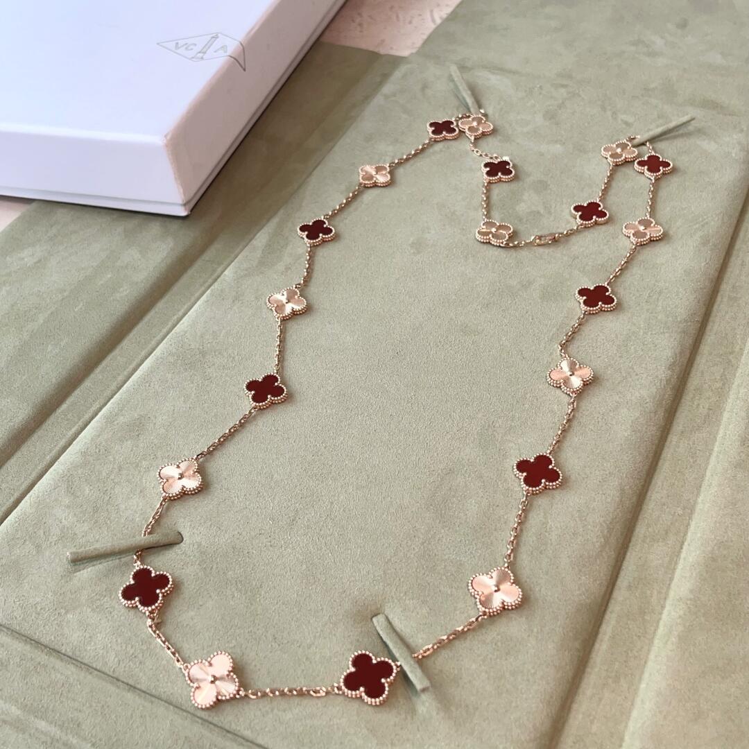 [Elite]CLOVER 20 MOTIFS LASER CARNELIAN NECKLACE