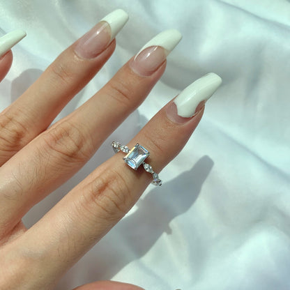 [Elite]1.0 Carat Dainty Resplendent Radiant Cut Daily Ring