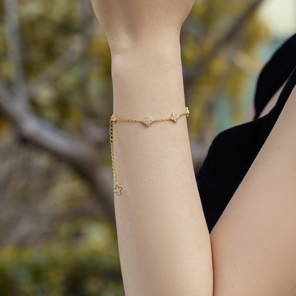 [Elite]Four-Leaf Clover Hollow Butterfly Bracelet
