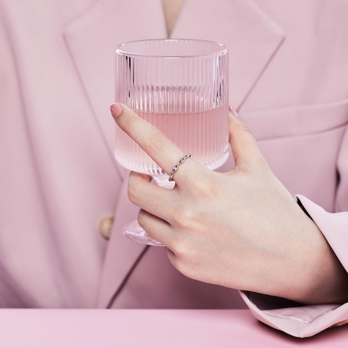 [Elite]Elegant Energetic Round Cut Daily Ring