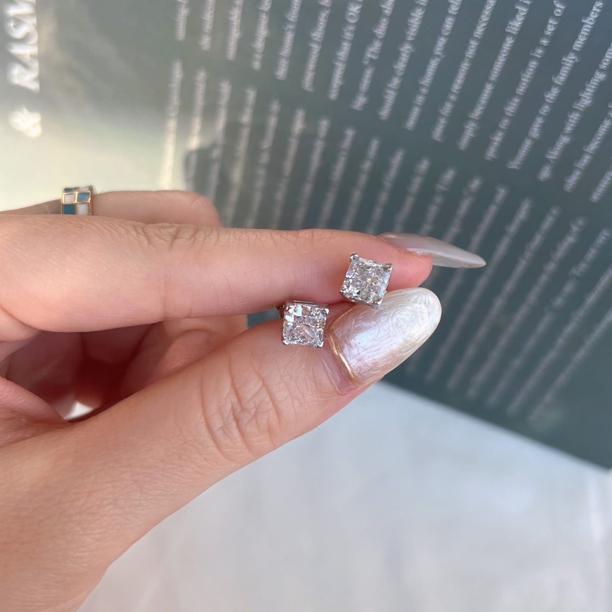 [Elite]1.0 Carat Radiant Princess Cut Wedding Earrings