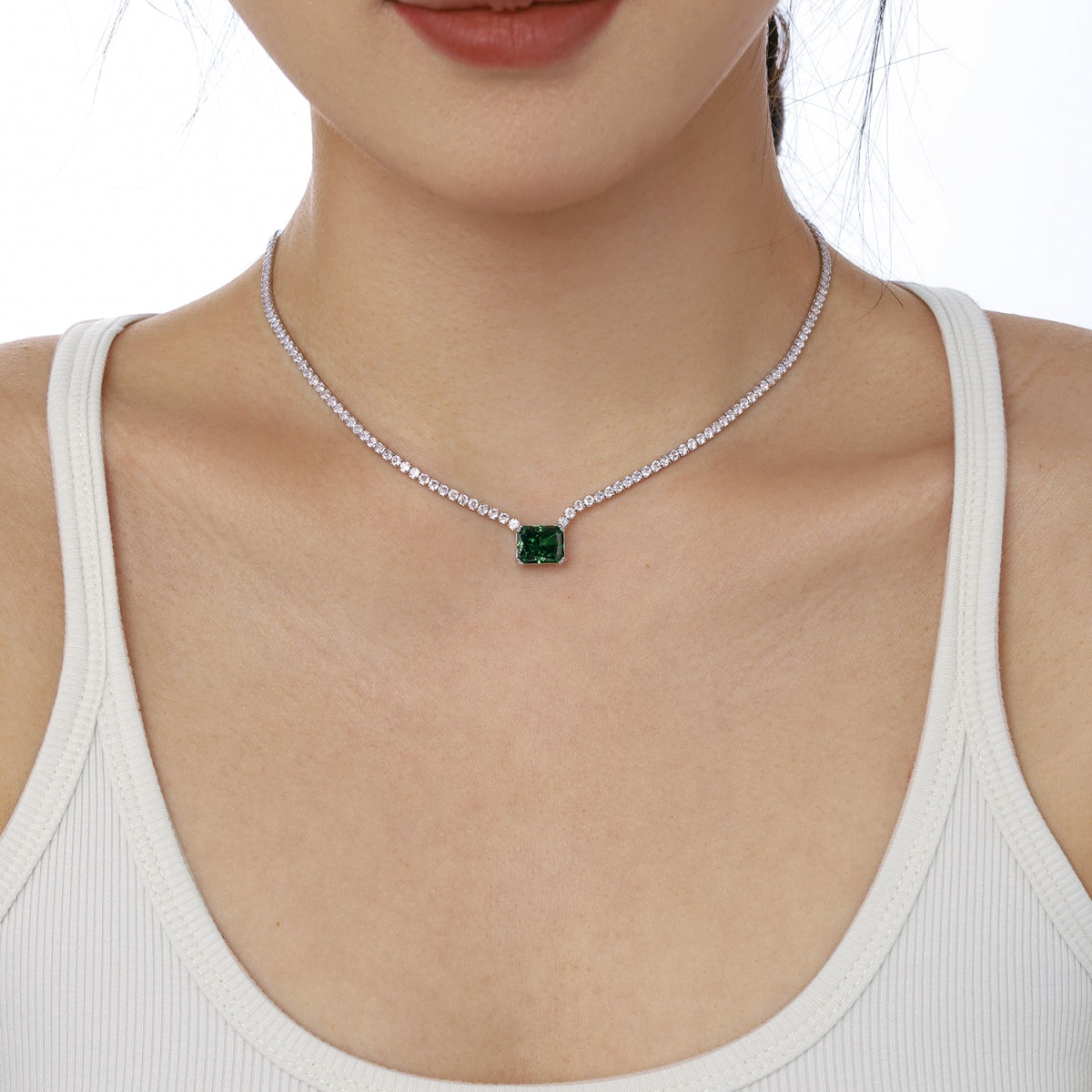 [Elite]4.0 Carat Elegant Radiant Cut Necklace