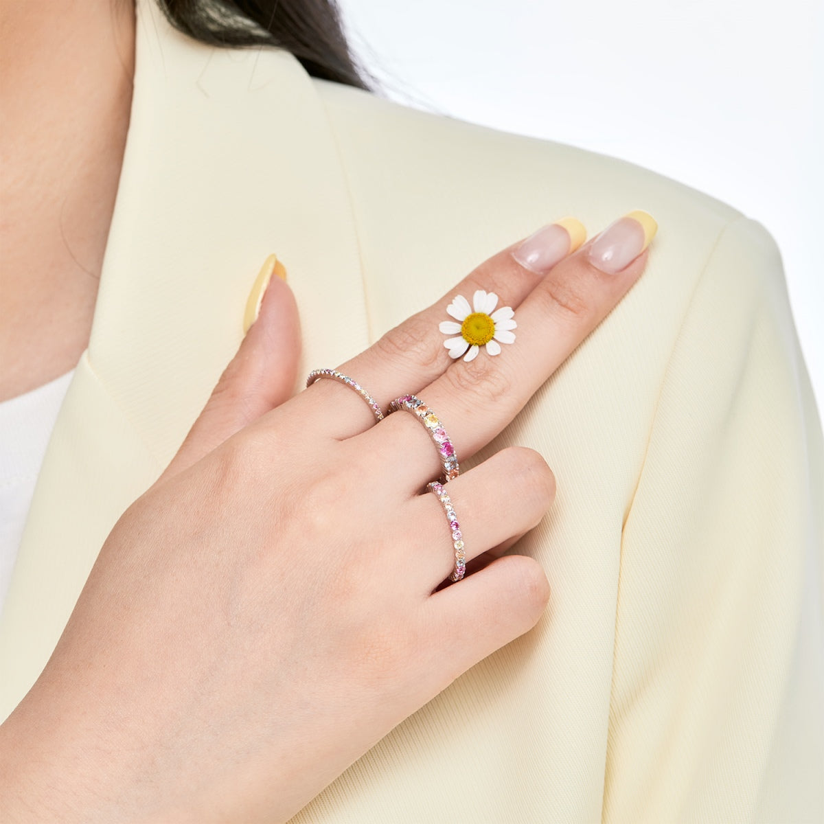 [Elite]Ornate Colorful Round Cut Tennis Ring