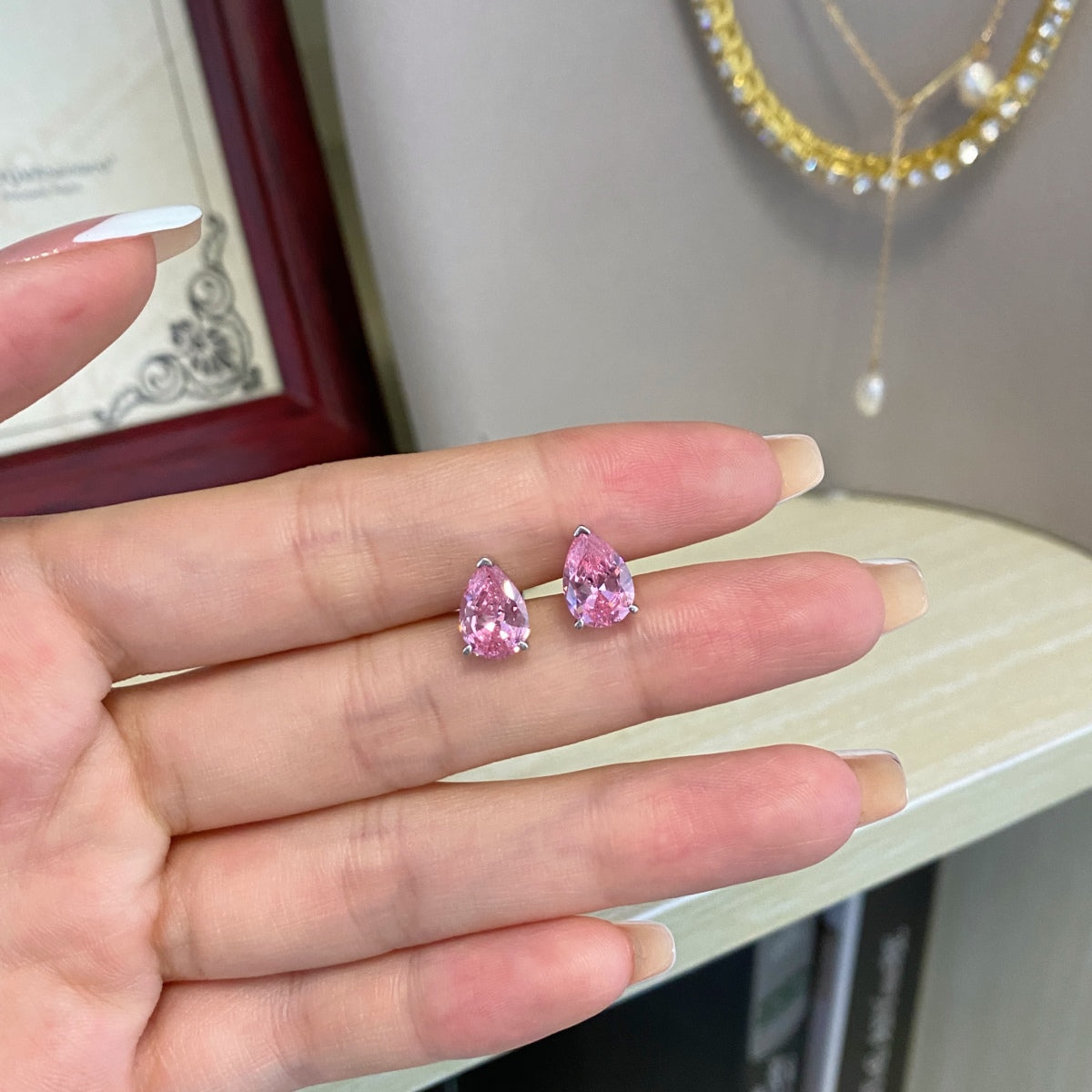 [Elite]Ornate Water Drop Shape Earrings