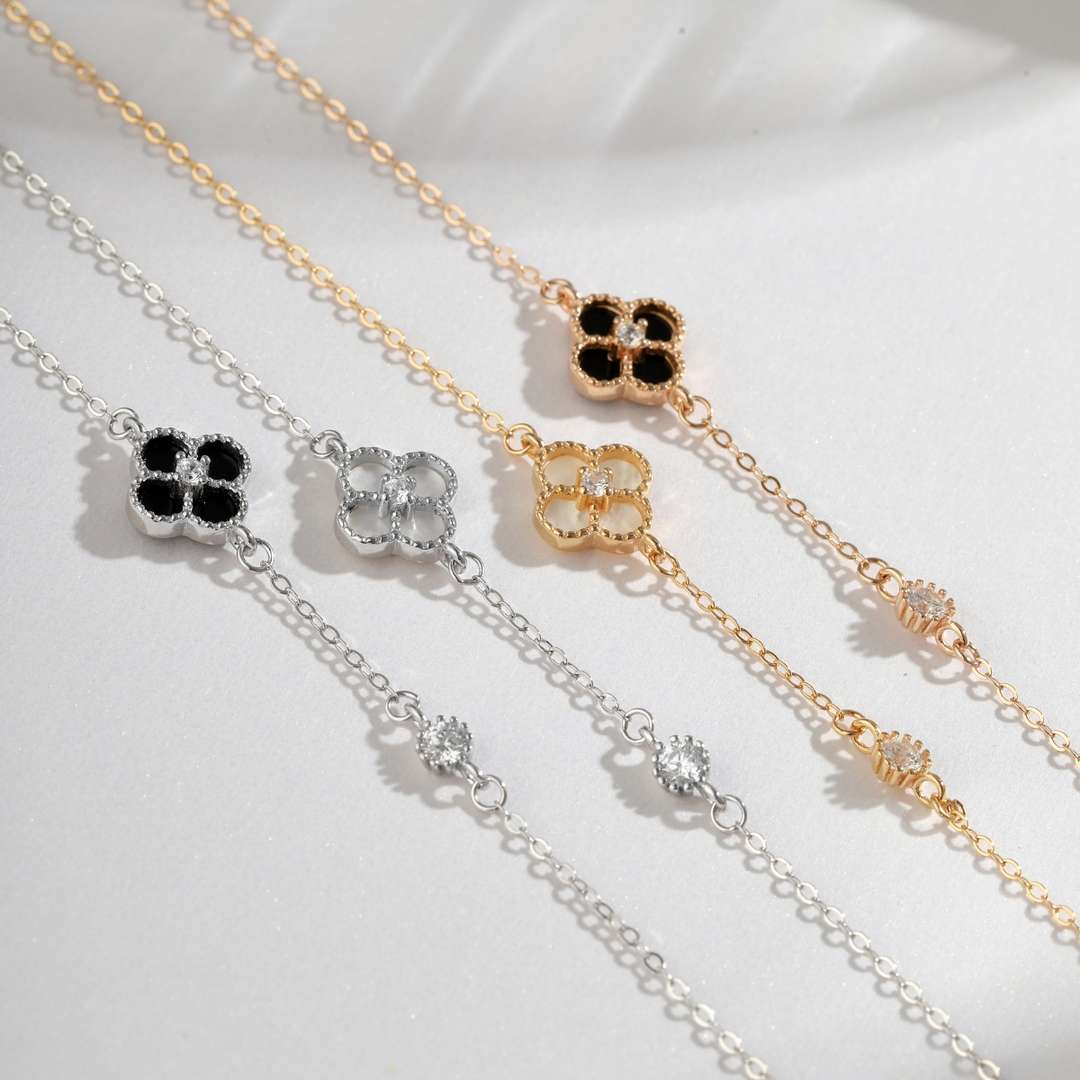 [Elite]Delicate Four Leaf Clover Bracelet