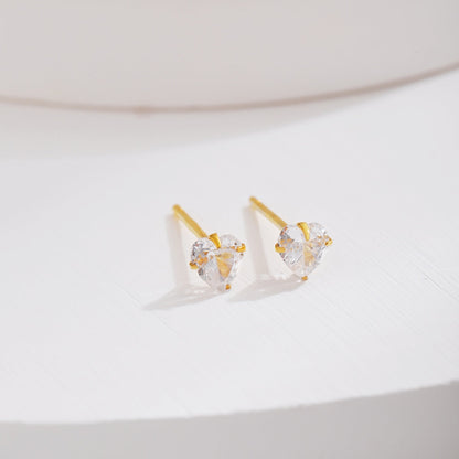 [Elite]Sparkling Heart Shaped Simple Earrings