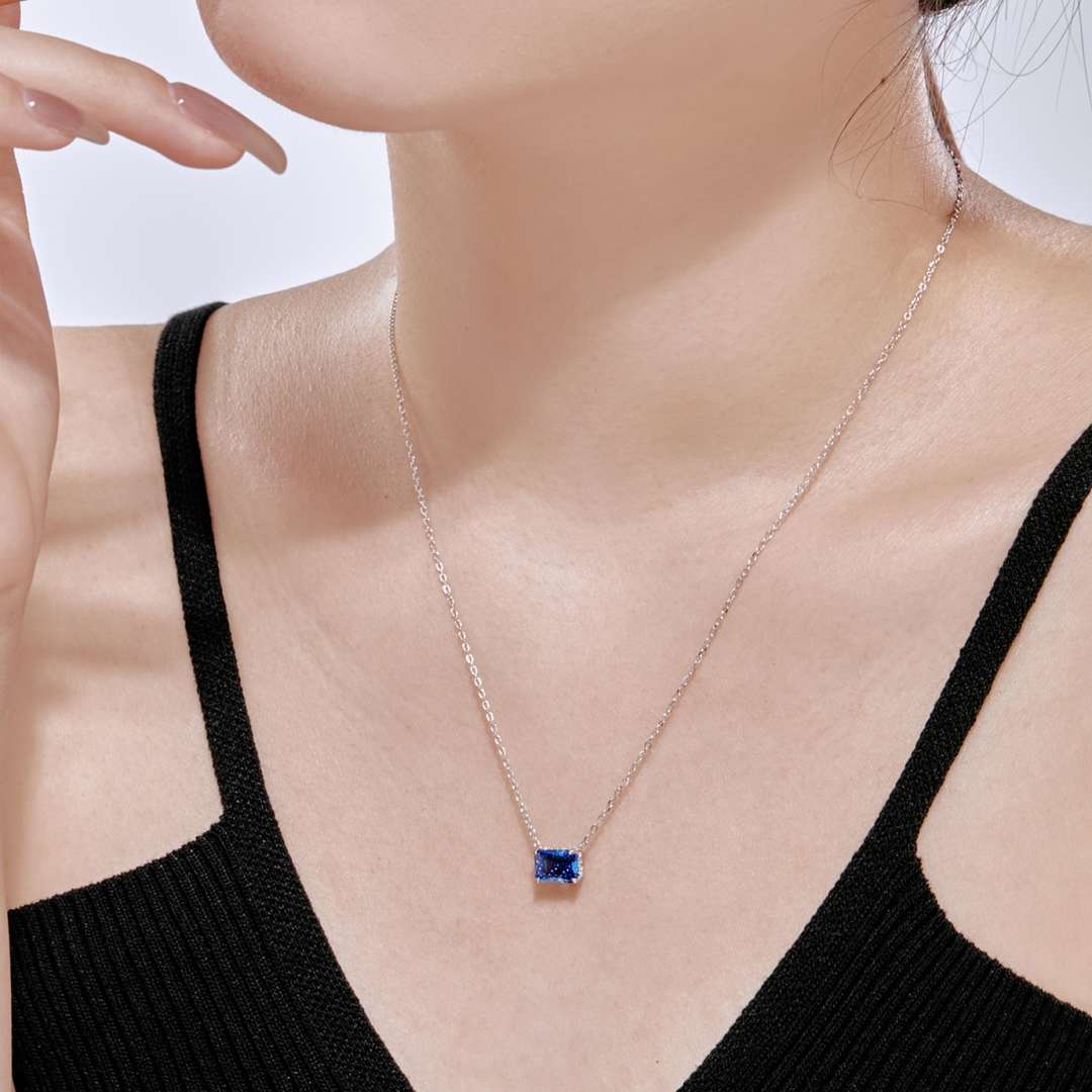 [Elite]Luxurious Square Shape Colorful Necalack