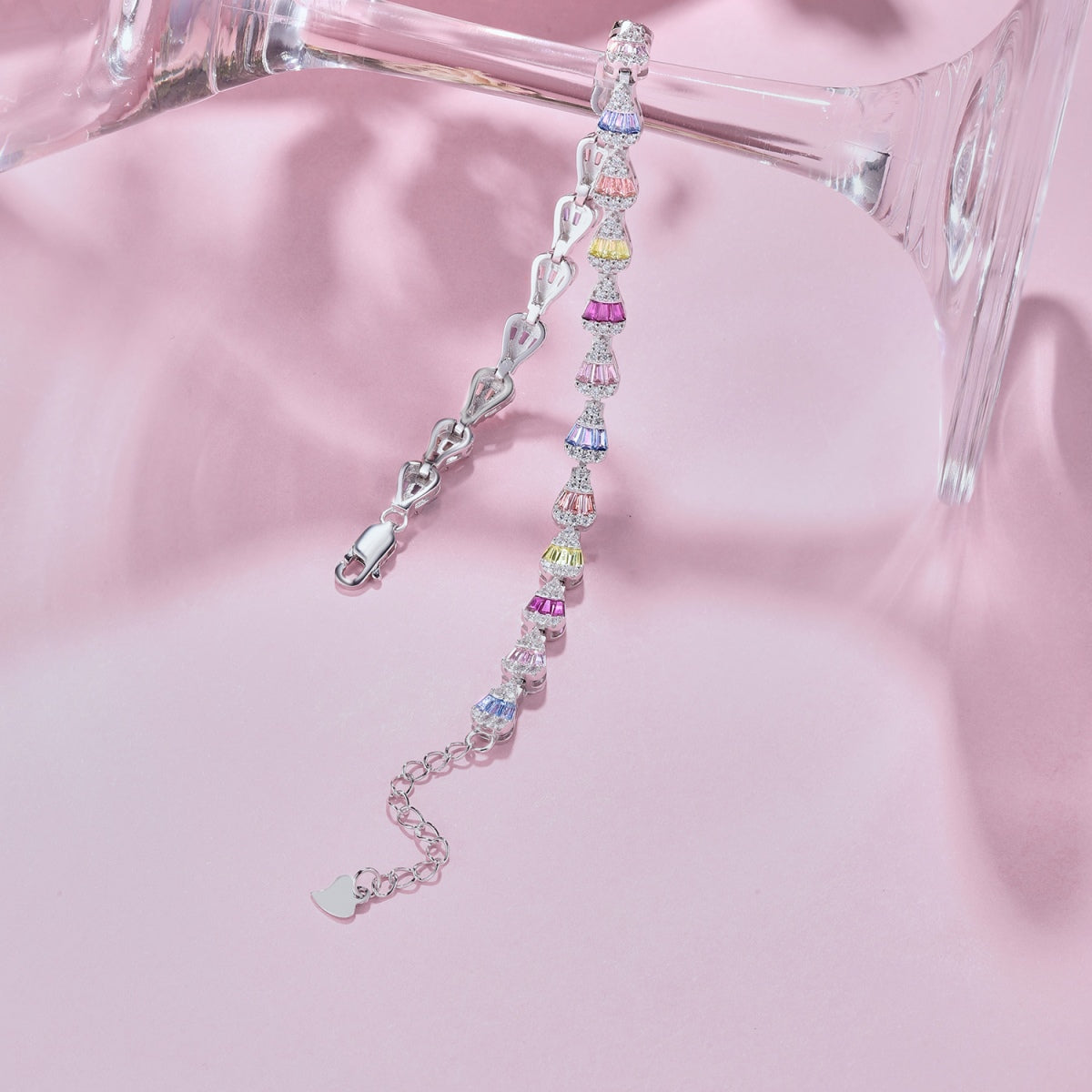 [Elite]Radiant Water Drop Shape Daily Bracelet