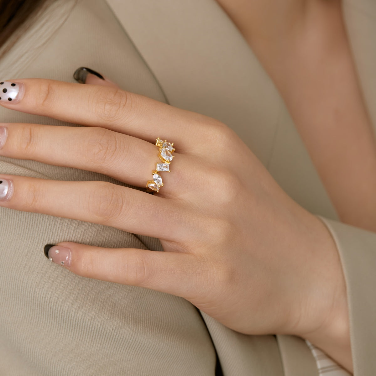 [Elite]Delicate Multi Cut Ring