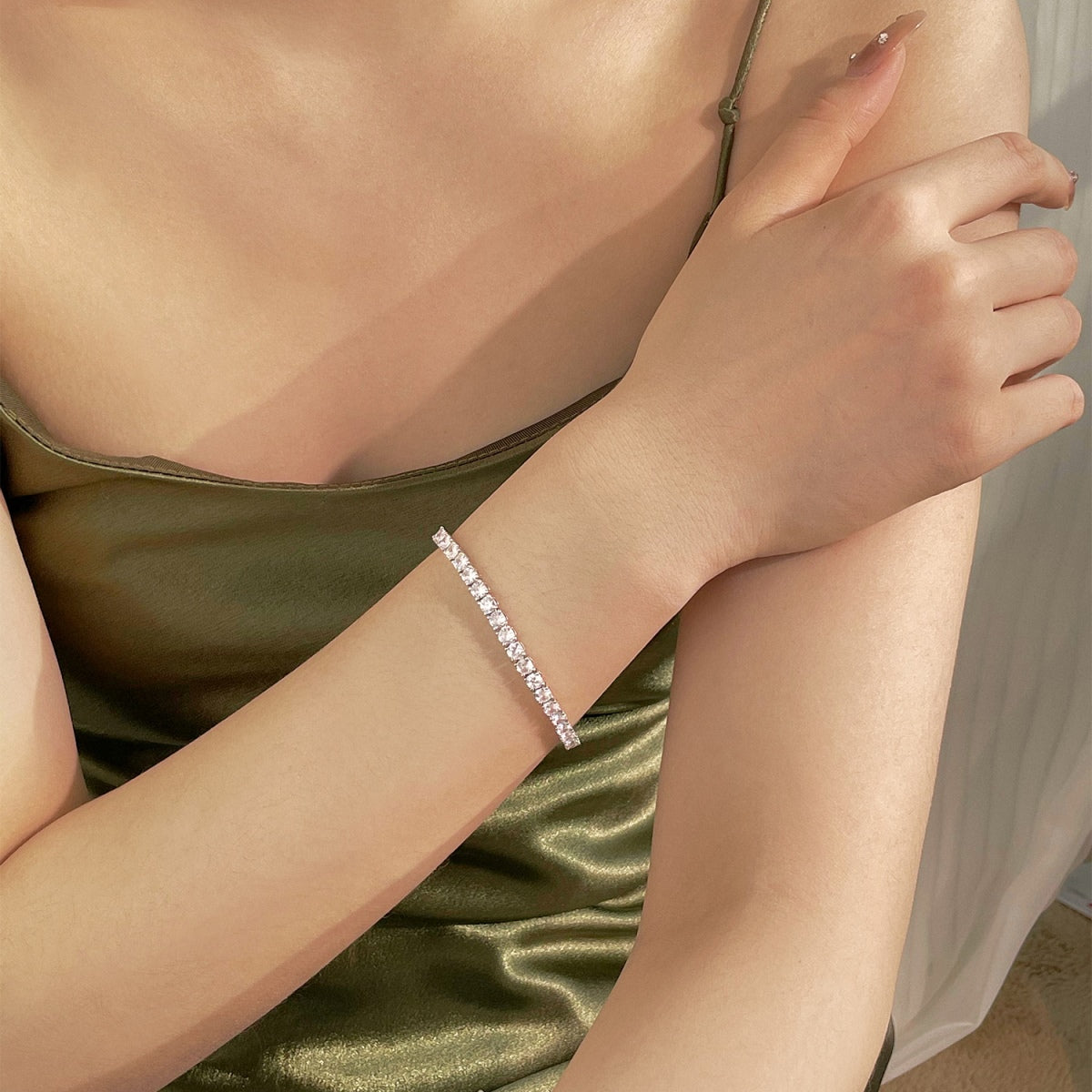 [Elite]Luxurious Ornate Round Cut Tennis Bracelet