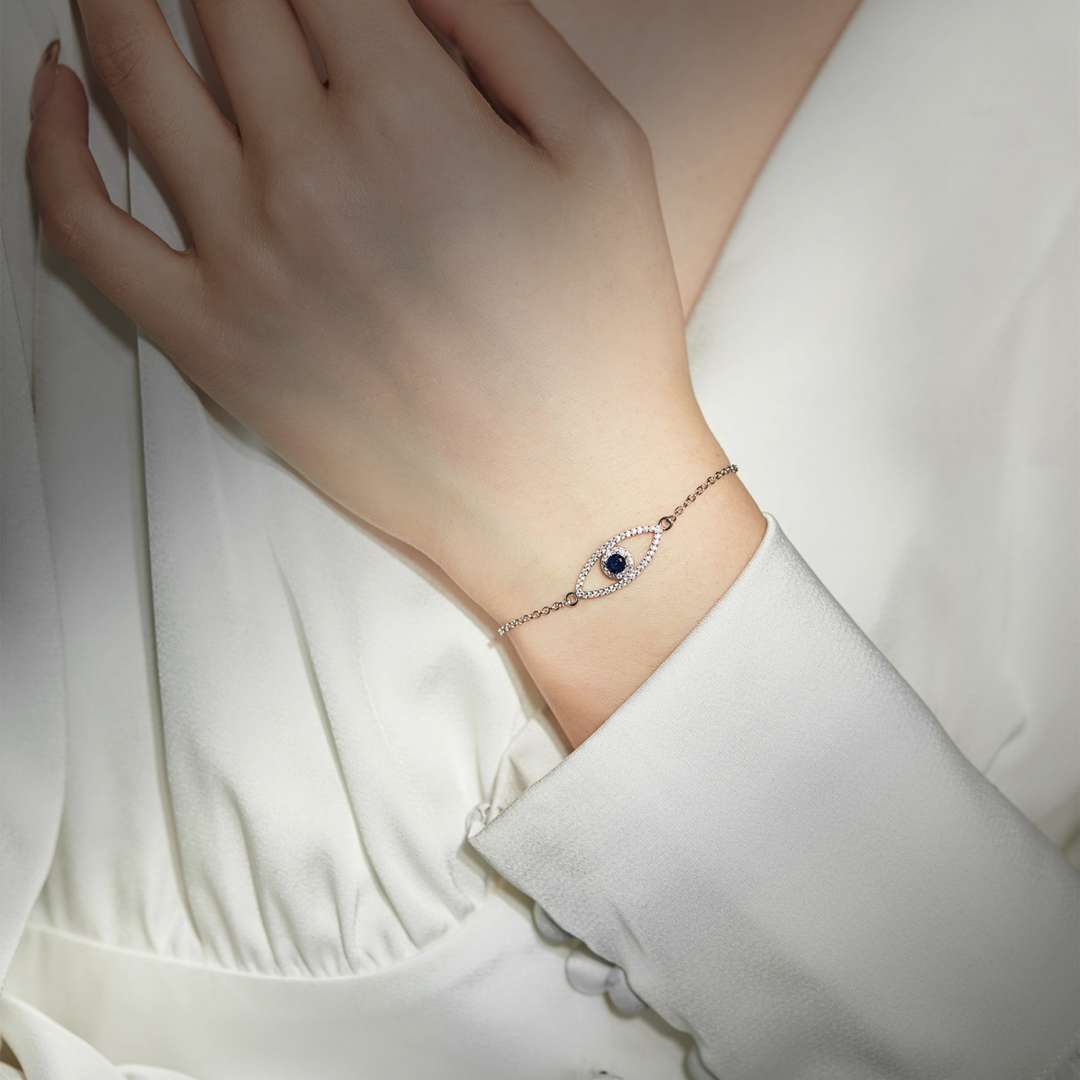 [Elite]Devil's Eye Hollow Design Bracelet