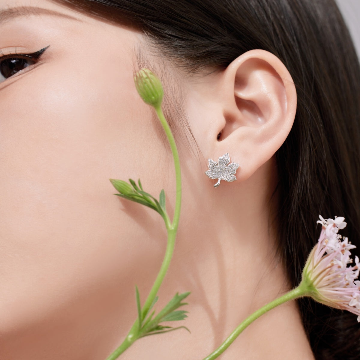 [Elite]Exquisite Maple Leaf Design Earrings