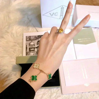 [Elite] CLOVER 5 MOTIF MALACHITE BRACELET COLLECTION