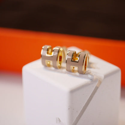 [Elite]MINI POP H GOLD EARRINGS GREY