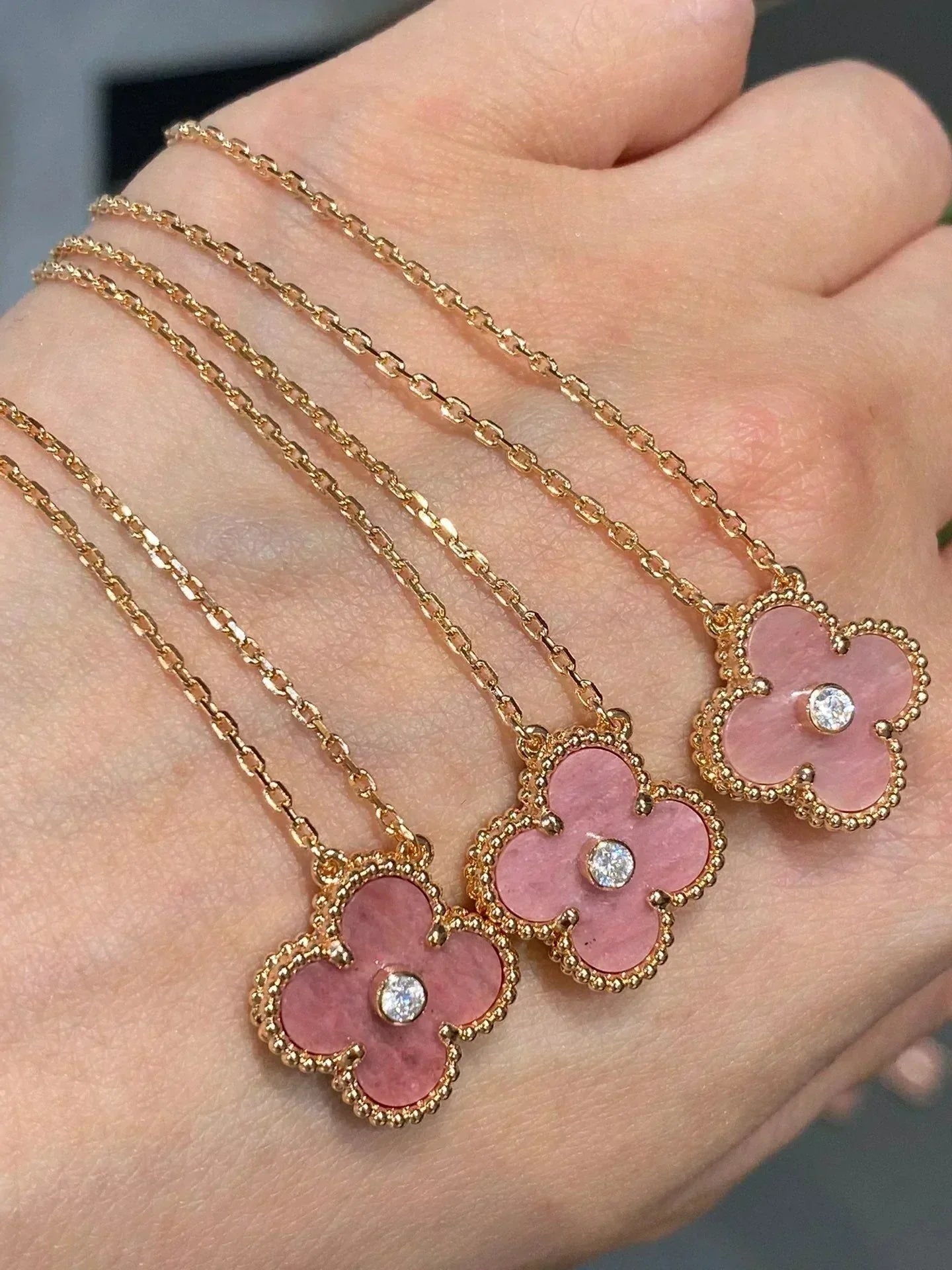 [Elite]CLOVER 15MM DIAMOND RHODONITE NECKLACE