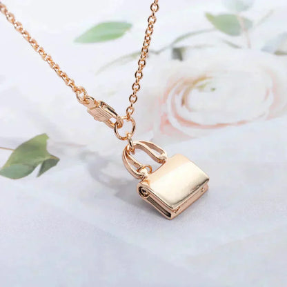 [Elite]AMULETTE PEDANT ROSE GOLD NECKLACE