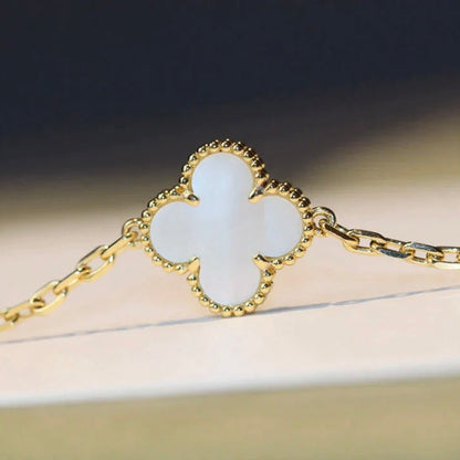 [Elite]CLOVER 20 MOTIFS WHITE MOP NECKLACE