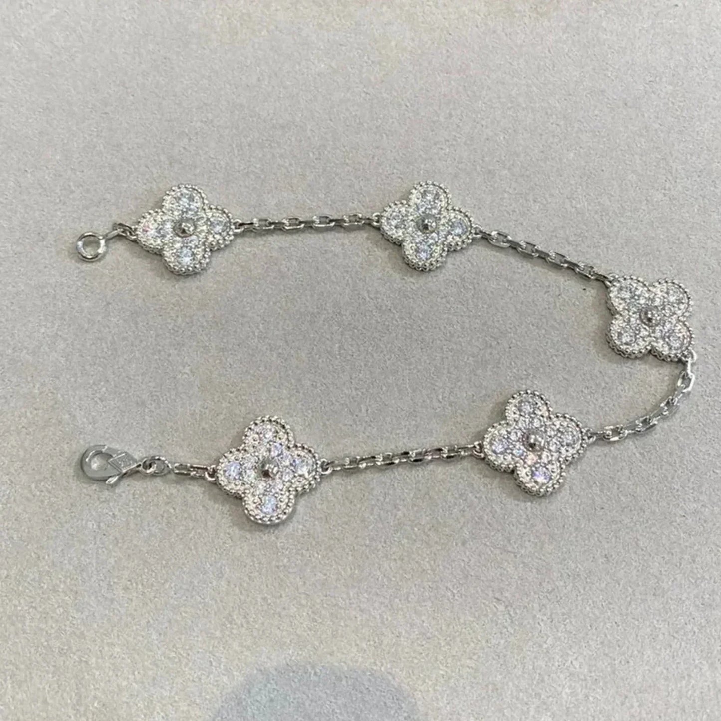 [Elite] CLOVER 5 MOTIF FULL DIAMOND BRACELET COLLECTION