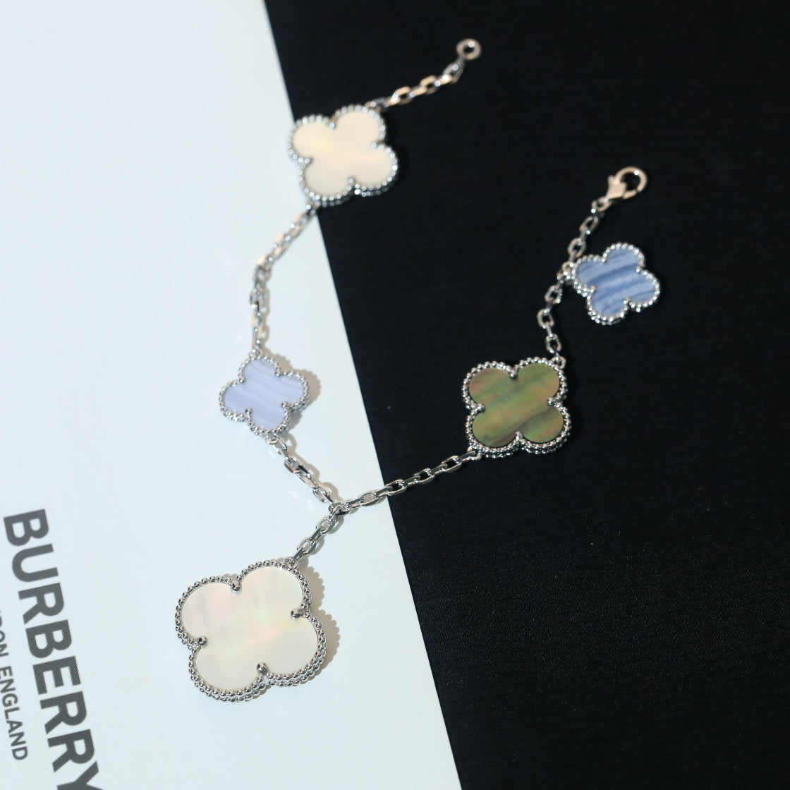 [Elite]CLOVER BRACELET 5 MOTIFS MOP CHALCEDONY SILVER
