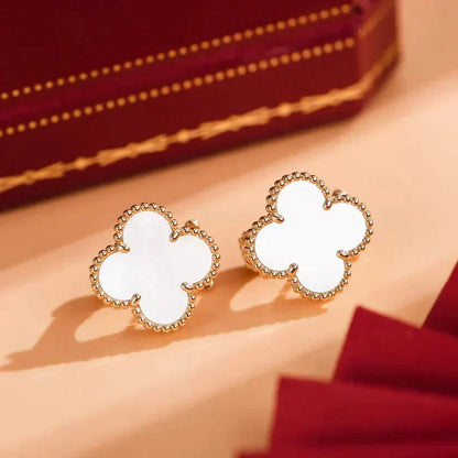 [Elite]CLOVER MEDIUM 1 MOTIFS  WHITE MOP STUD EARRINGS