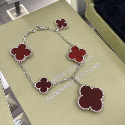 [Elite]CLOVER 5 MOTIFS SIVLER CARNELIAN BRACELET