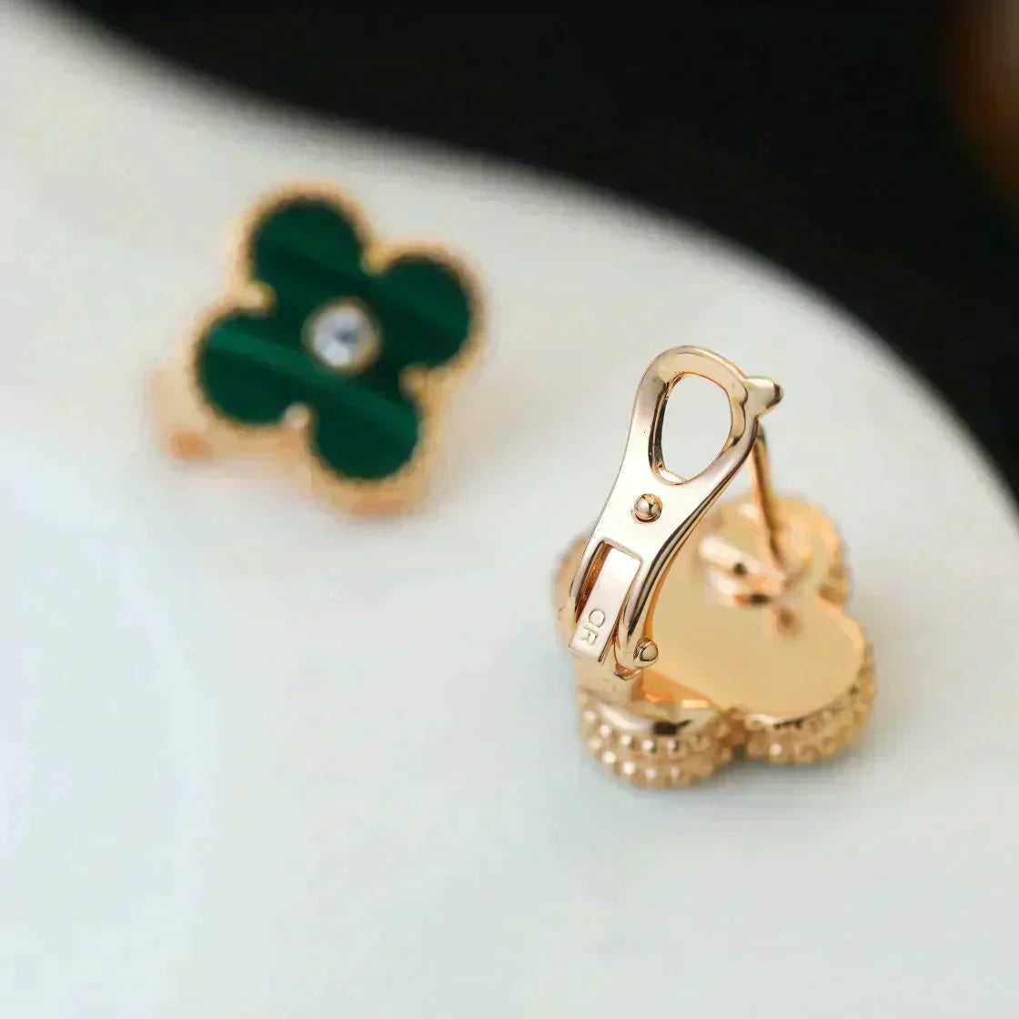 [Elite]CLOVER MEDIUM 1 MOTIFS MALACHITE DIAMOND EARRINGS