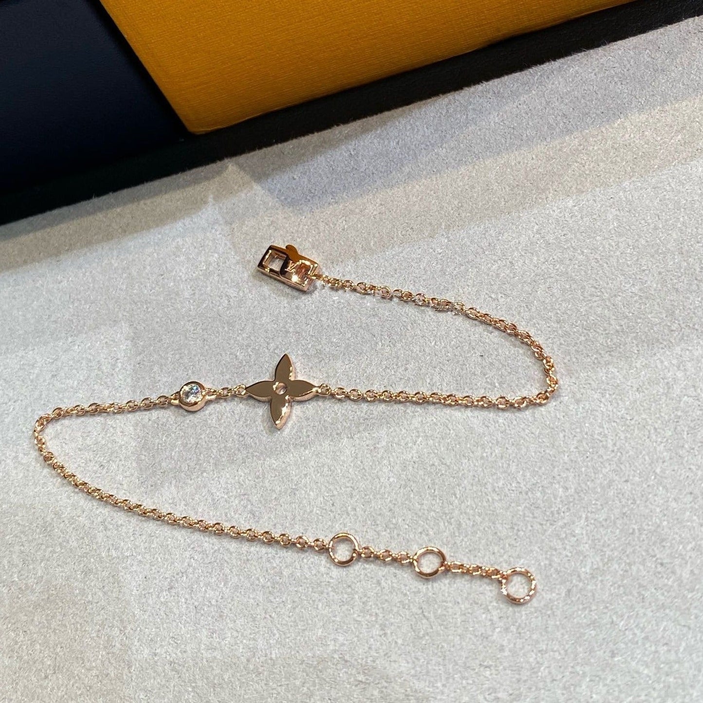 [Elite]STAR DIAMOND PINK GOLD BRACELET