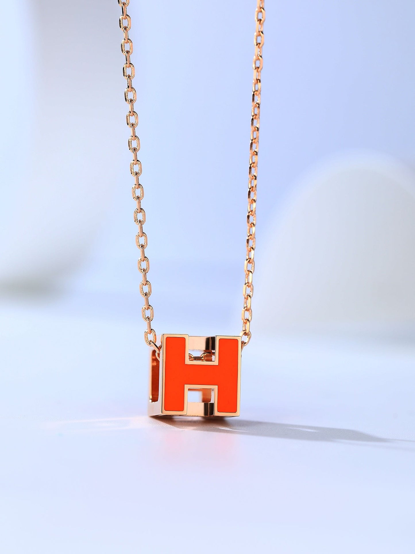 [Elite]H CAGE PINK GOLD NECKLACE
