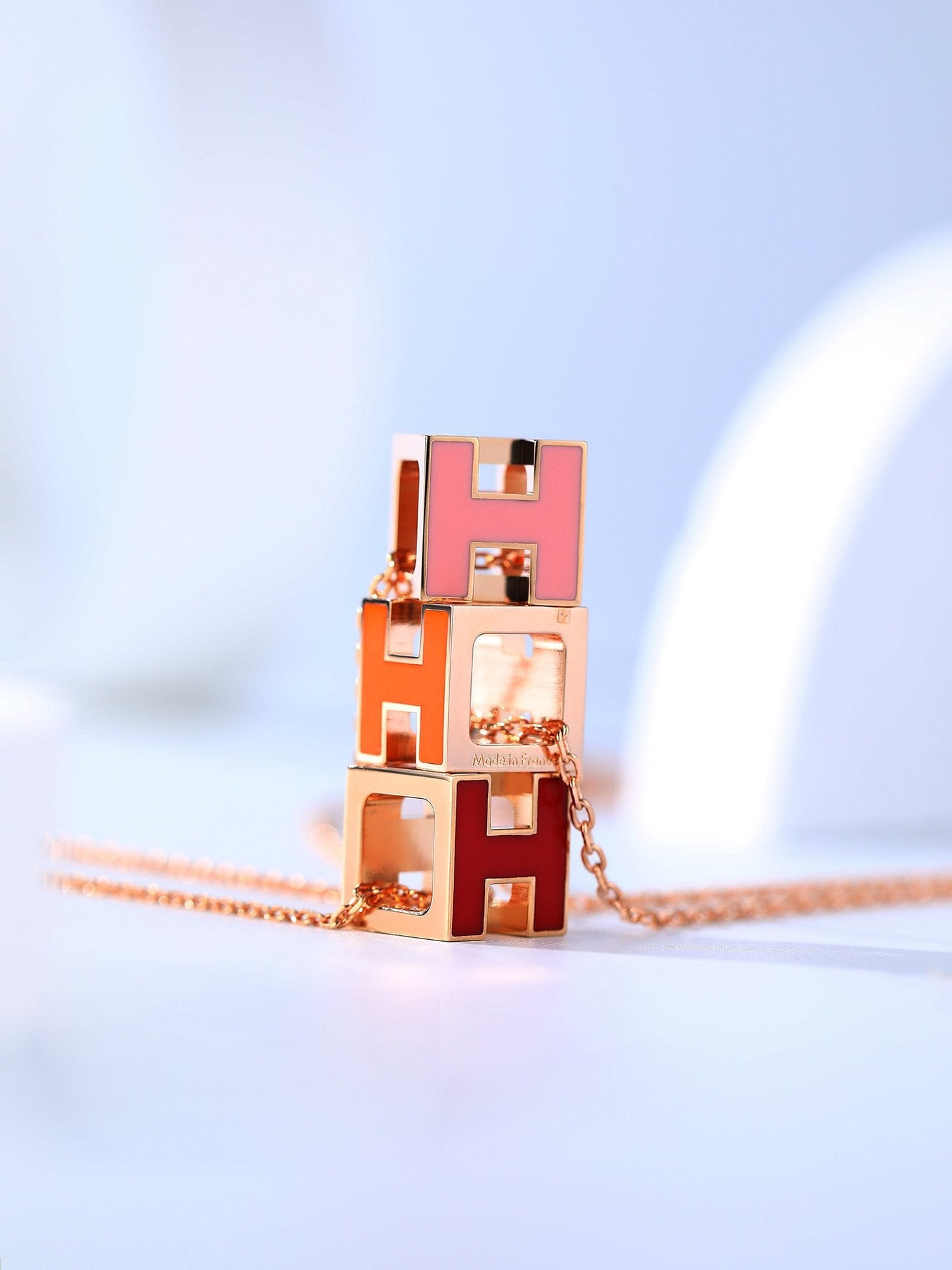 [Elite]H CAGE PINK GOLD NECKLACE