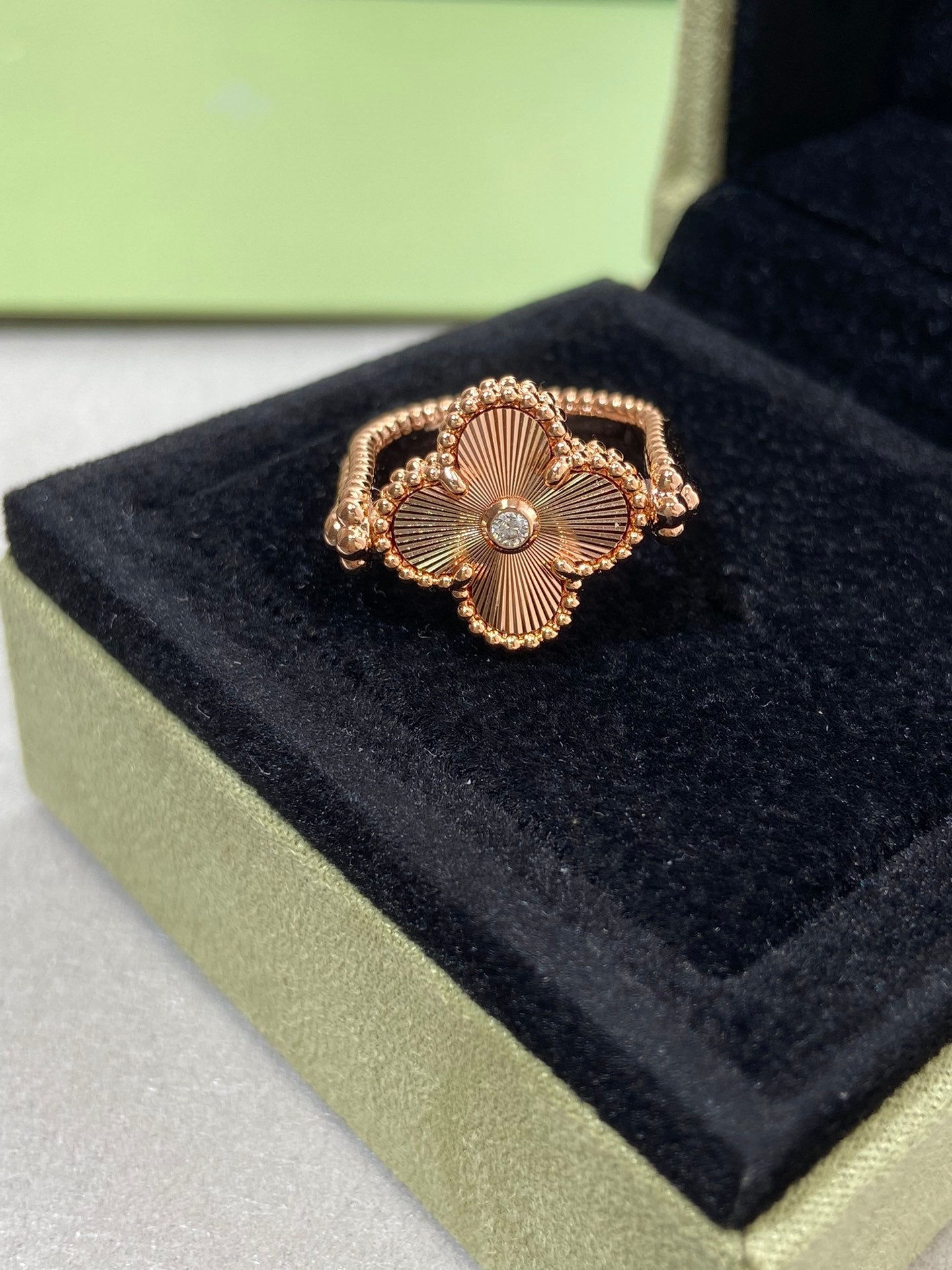 [Elite]CLOVER RIVERSIBLE PINK GOLD RING