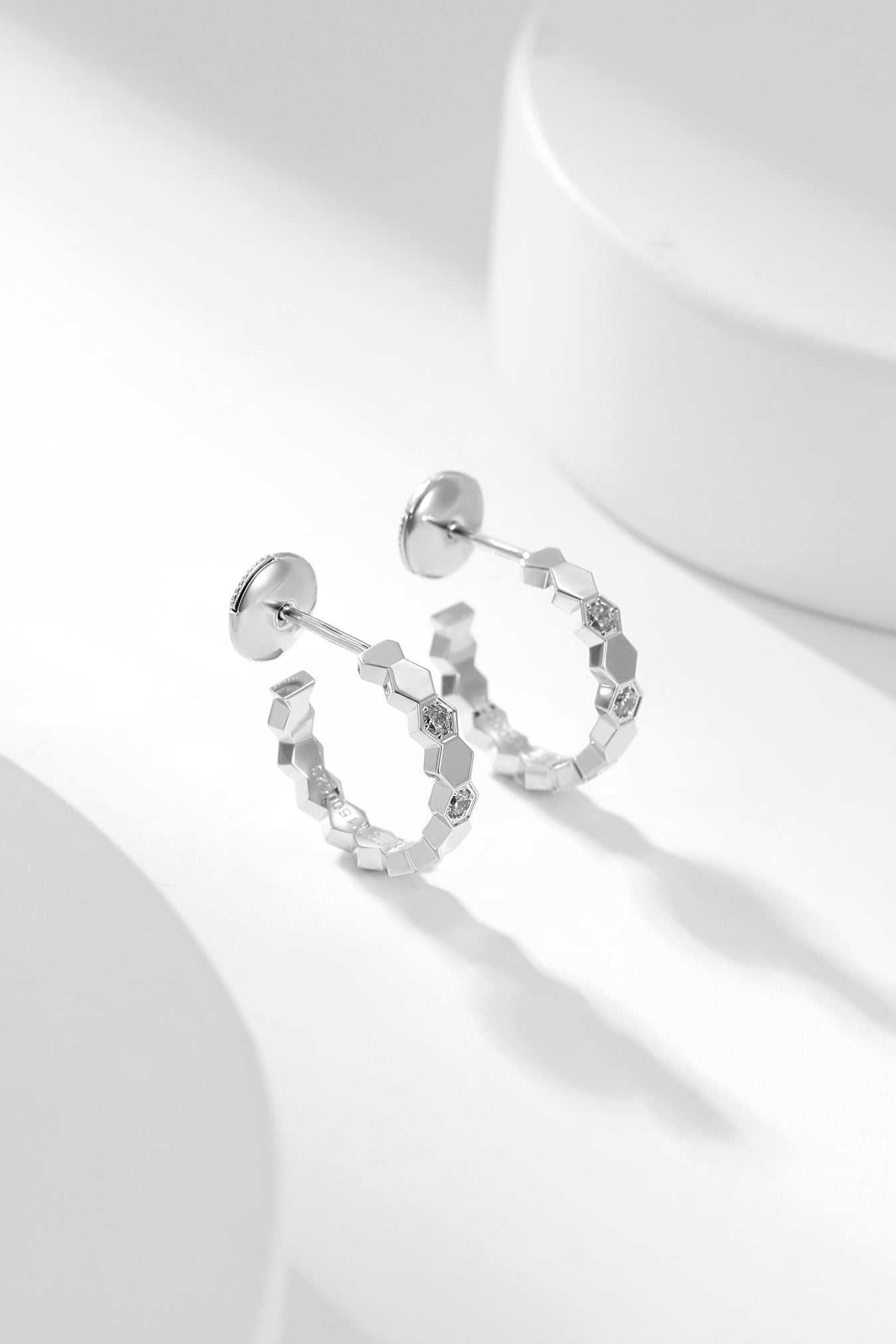 [Elite]BEE LOVE DIAMOND HOOP EARRINGS
