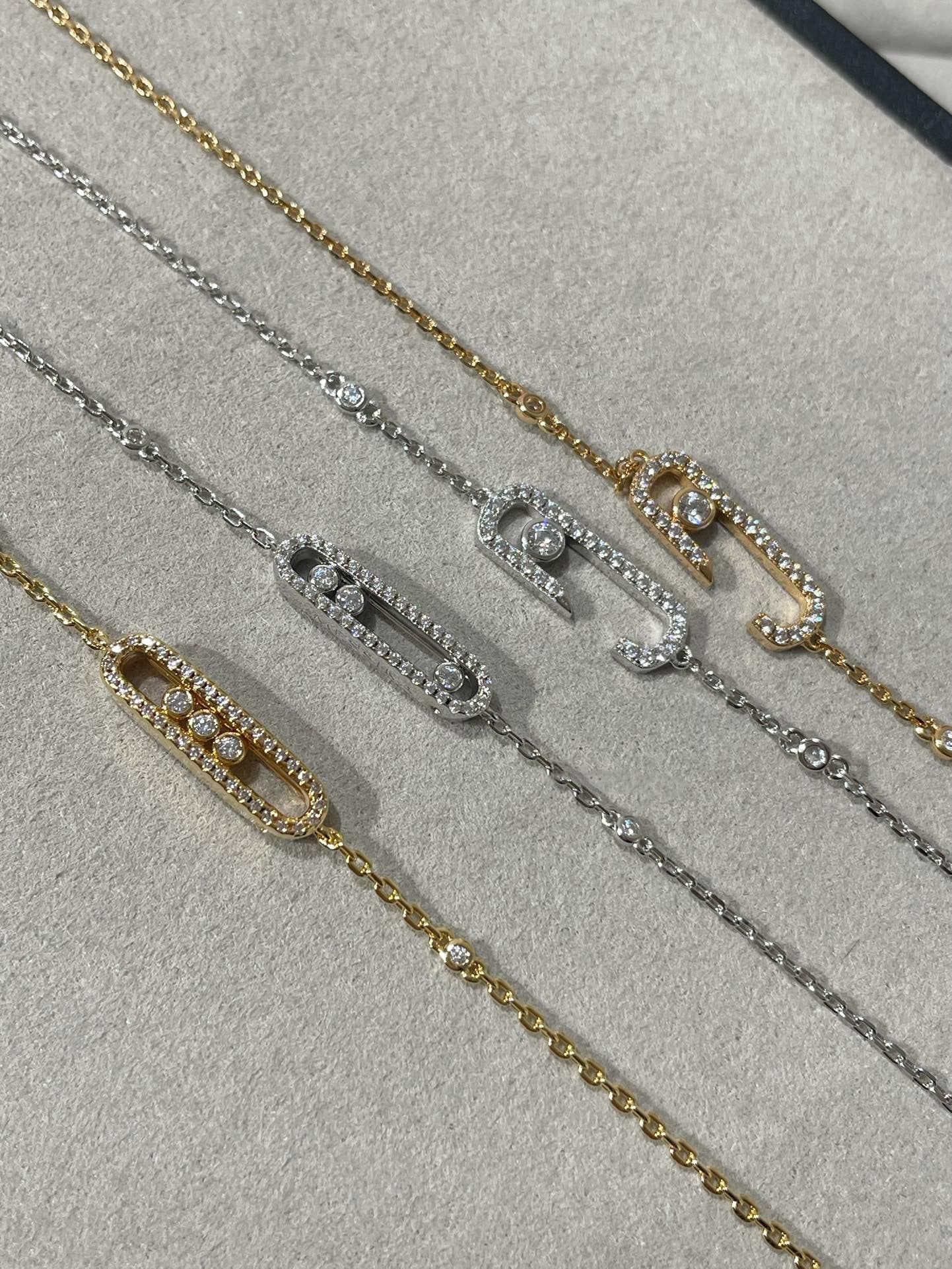 [Elite]BABY MOVE DIAMOND BRACELET