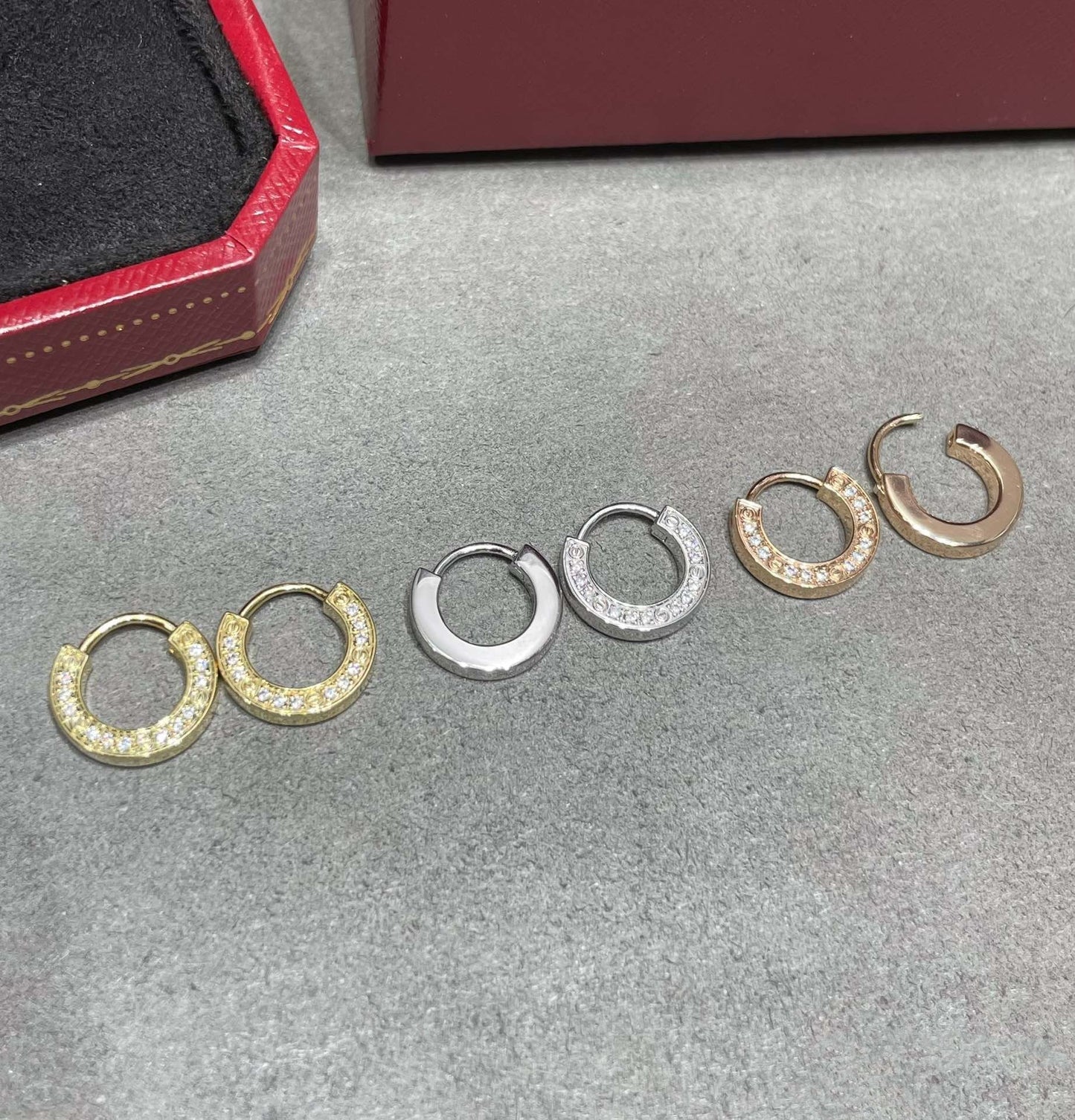 [Elite]LOVE DIAMOND EARRINGS