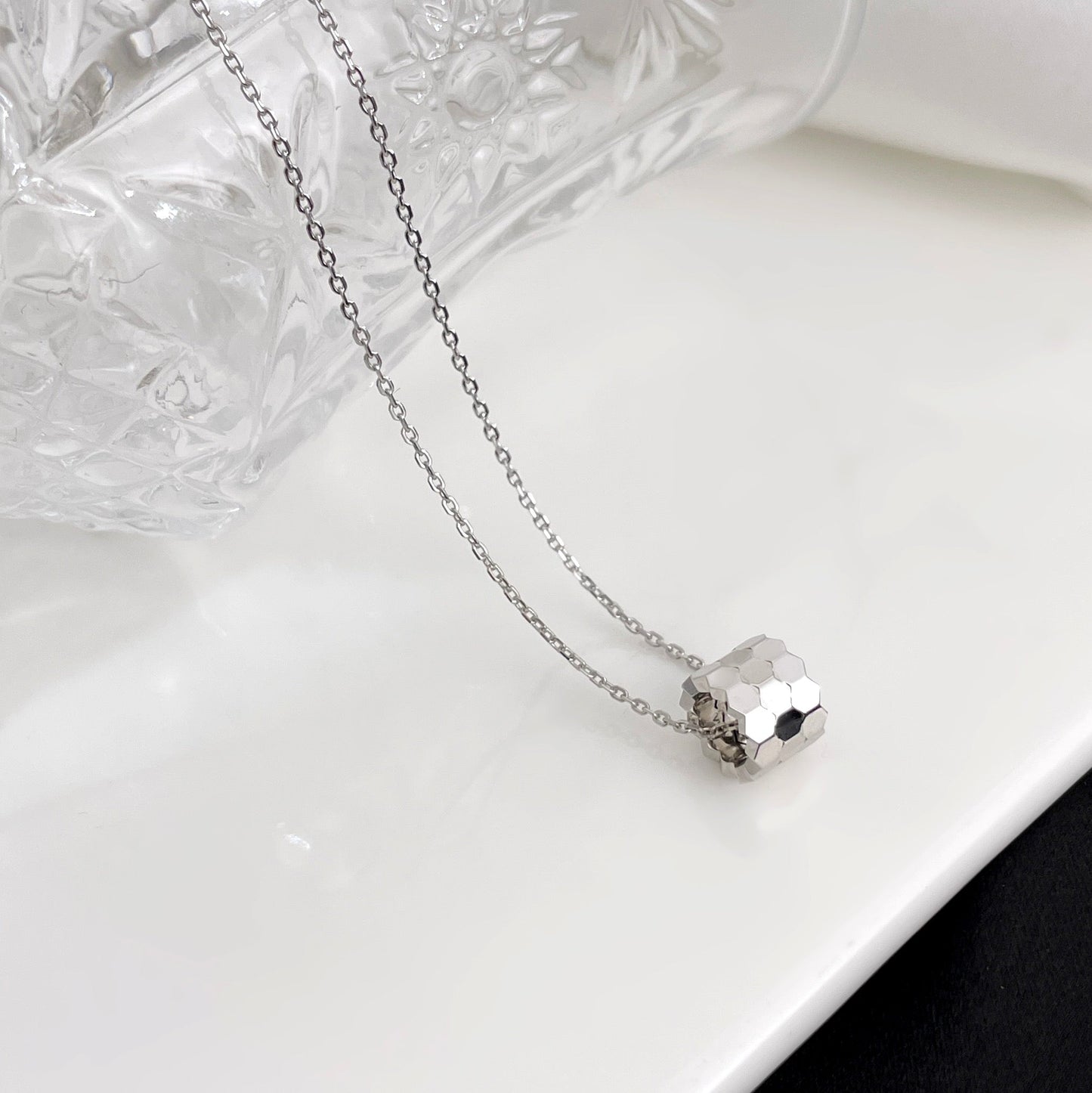 [Elite]BEE MINI NECKLACE