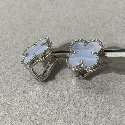 [Elite]CLOVER CHALCEDONY SILVER STUD EARRINGS