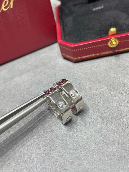 [Elite]LOVE 5.5MM 1 DIAMOND EARRINGS