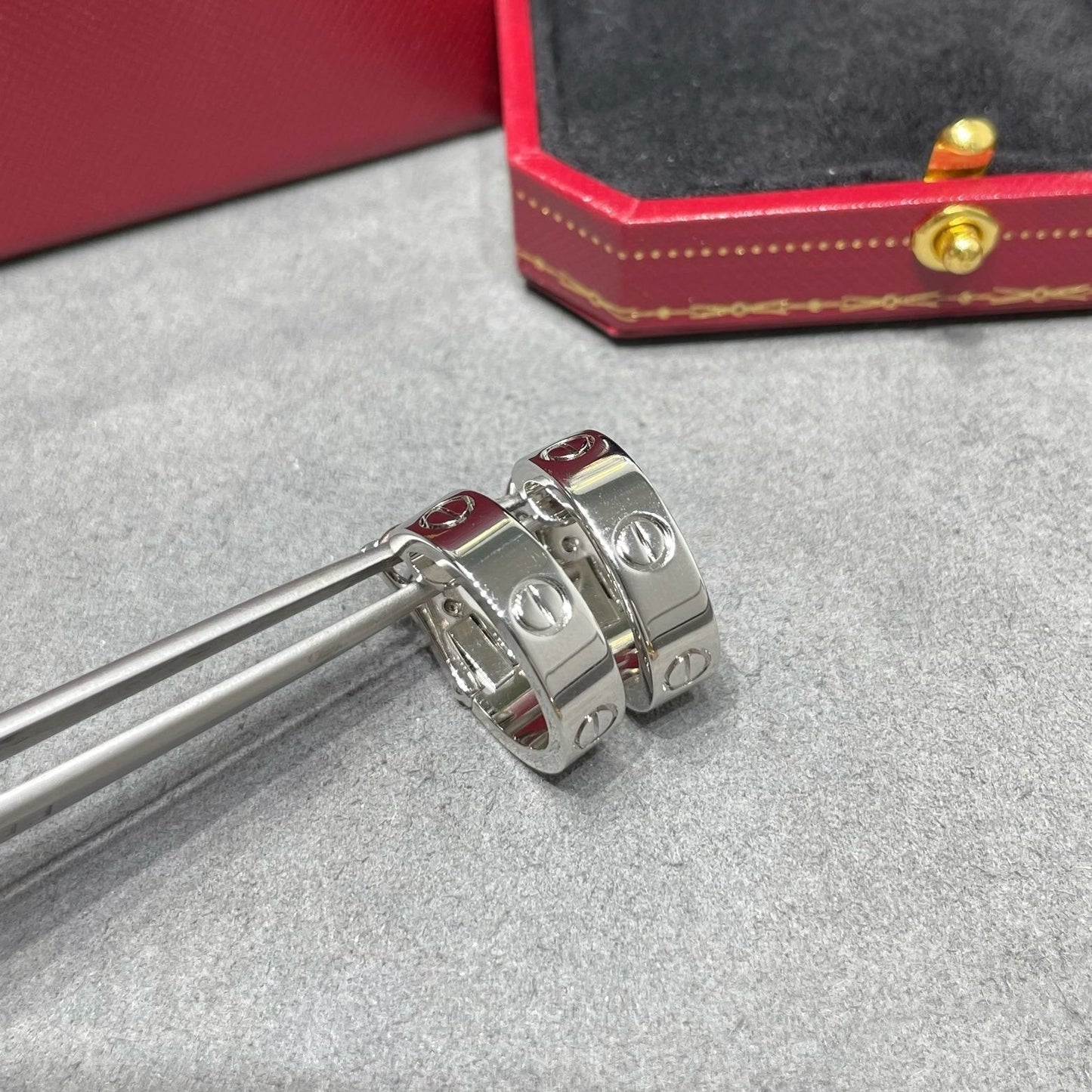 [Elite]LOVE 5.5MM EARRINGS