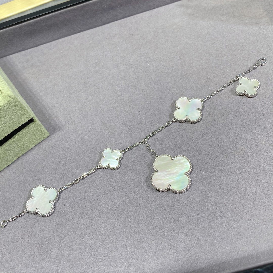 [Elite]CLOVER 5 MOTIF WHITE MOP SILVER BRACELET