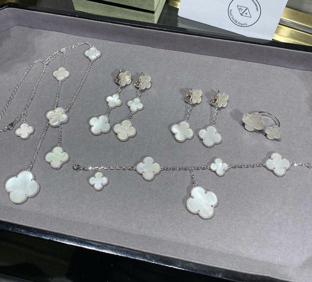 [Elite]CLOVER 5 MOTIF WHITE MOP SILVER BRACELET