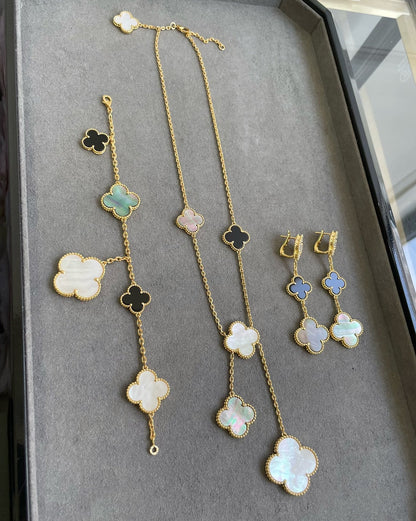 [Elite]CLOVER 3 MOTIF MOP ONYX DARK MOP PINK GOLD EARRINGS