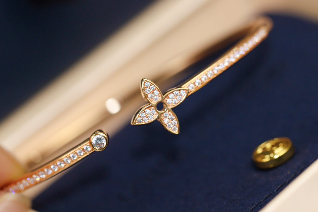 [Elite]IDYLLE PINK GOLD OPEN BRACELET DIAMOND PAVED