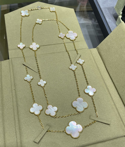 [Elite]CLOVER 16 MOTIF WHITE MOP GOLD NECKLACE