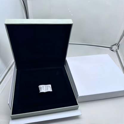 [Elite] VA CLOVER BOX GIFT BAG