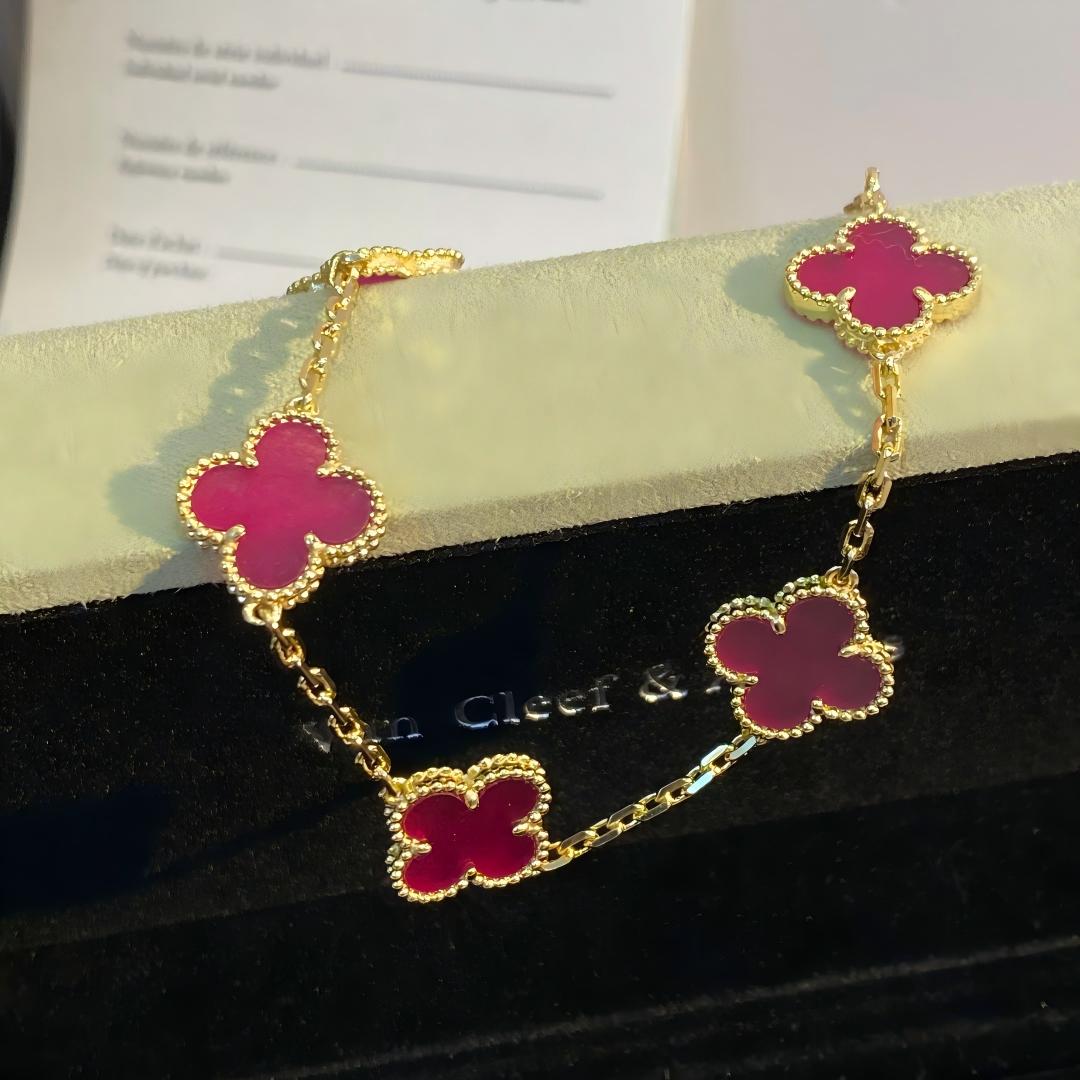 [Elite]NEW CLOVER 5 MOTIFS PINK ENAMEL BRACELET