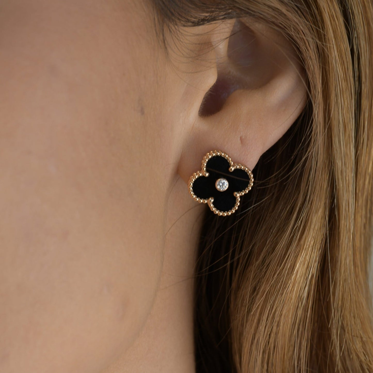 [Elite]CLOVER MEDIUM 1 MOTIFS ONYX DIAMOND EARRINGS