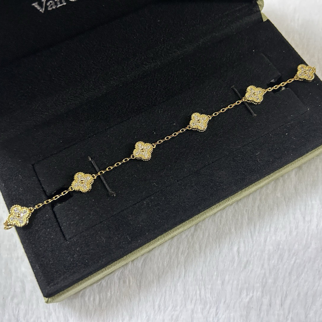 [Elite]CLOVER 6 MOTIF DIAMOND BRACELET