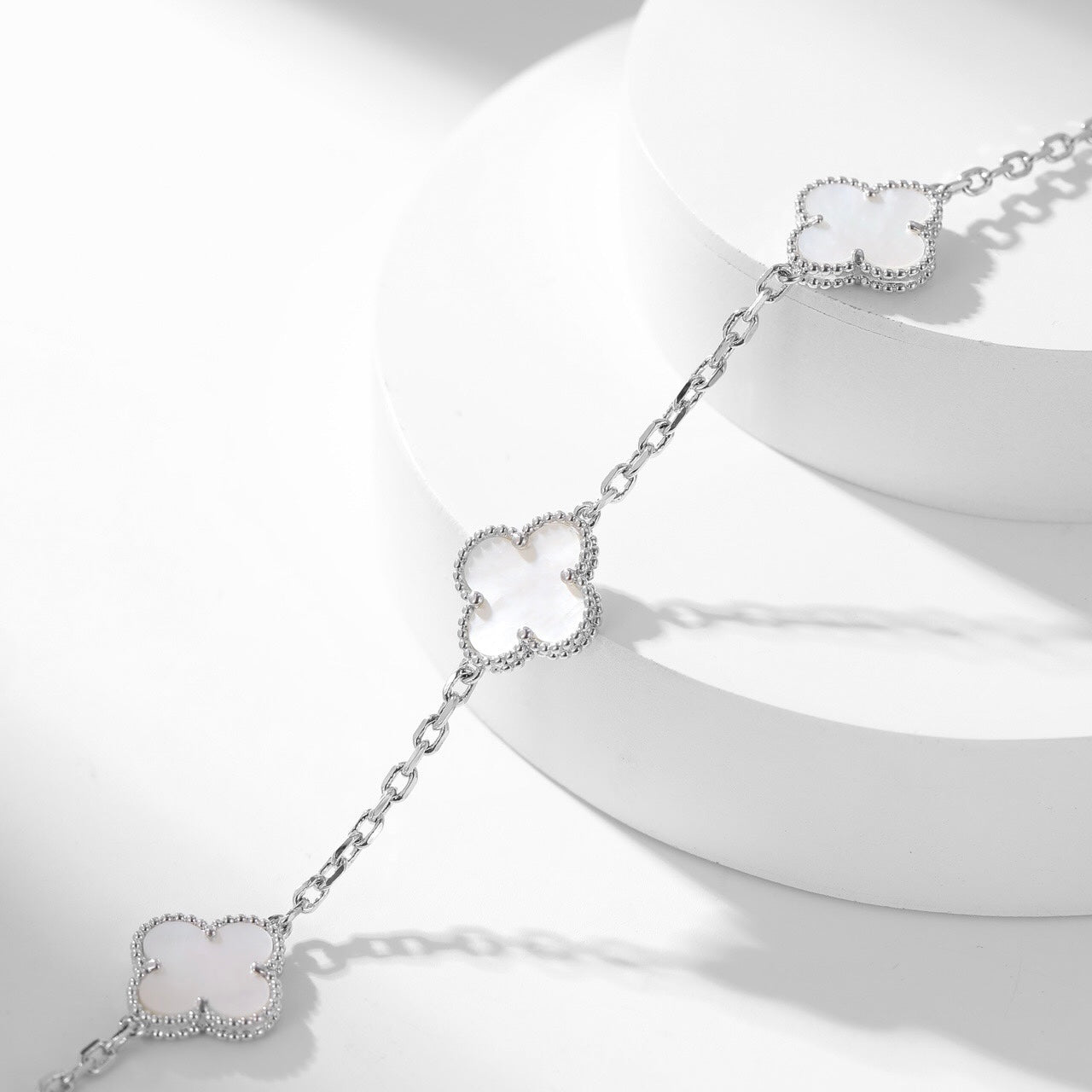 [Elite]CLOVER 10 MOTIFS WHITE MOTHER OF PEARL NECKLACE