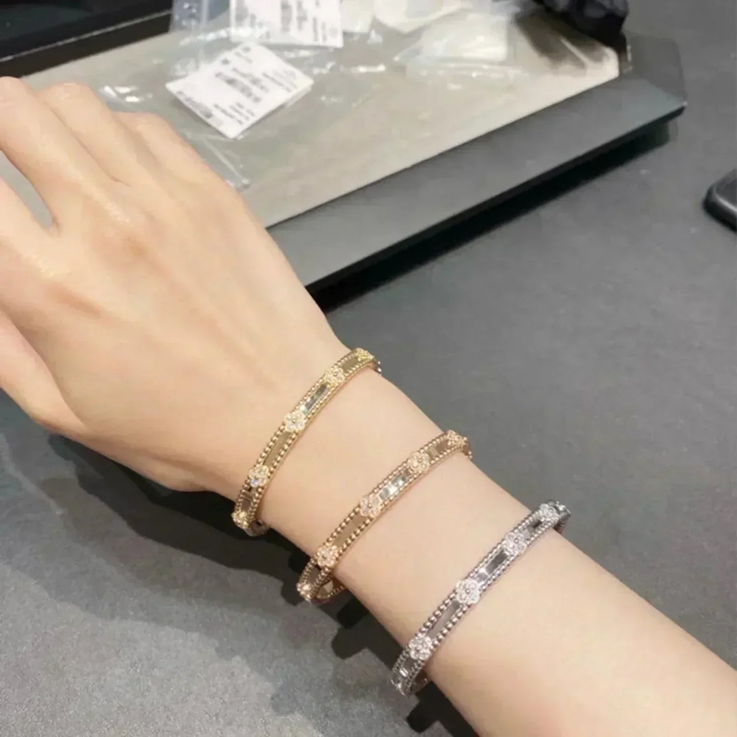 [Elite]CLOVER BRACELET 4MM DIAMONDS