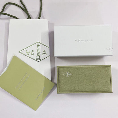 [Elite] VA CLOVER BOX GIFT BAG
